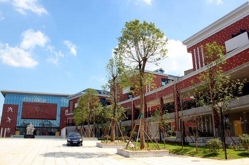 雷锋第二小学.jpg