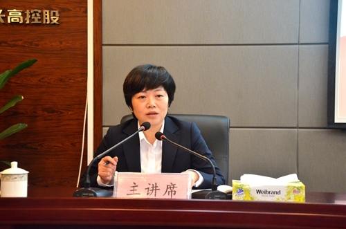 纪委书记讲党课.jpg
