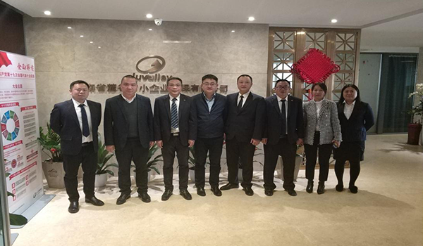 金融服务体系模式新探讨.png
