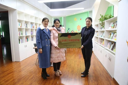 微信图片_20181219093420_副本.jpg