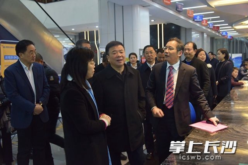 e6916706425e58ccd06a8dfb9ebcebd_副本.jpg