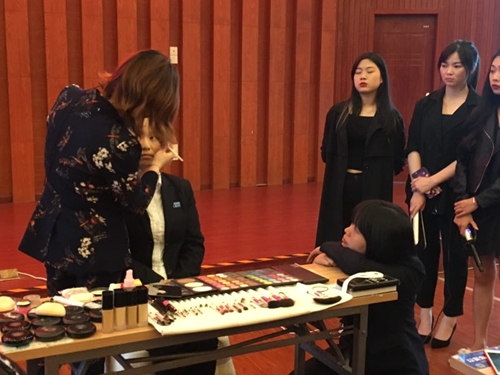 微信图片_20190419133921_副本.jpg