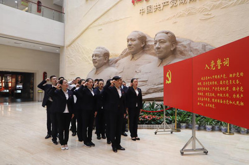 微信图片_20191025105052_副本.jpg